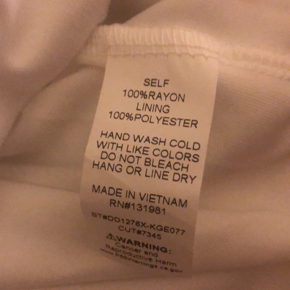 NWT Magnolia Flower Off The Shoulder Dress Fun Cold Shoulder Sleeve Plus 2X - Picture 4 of 6